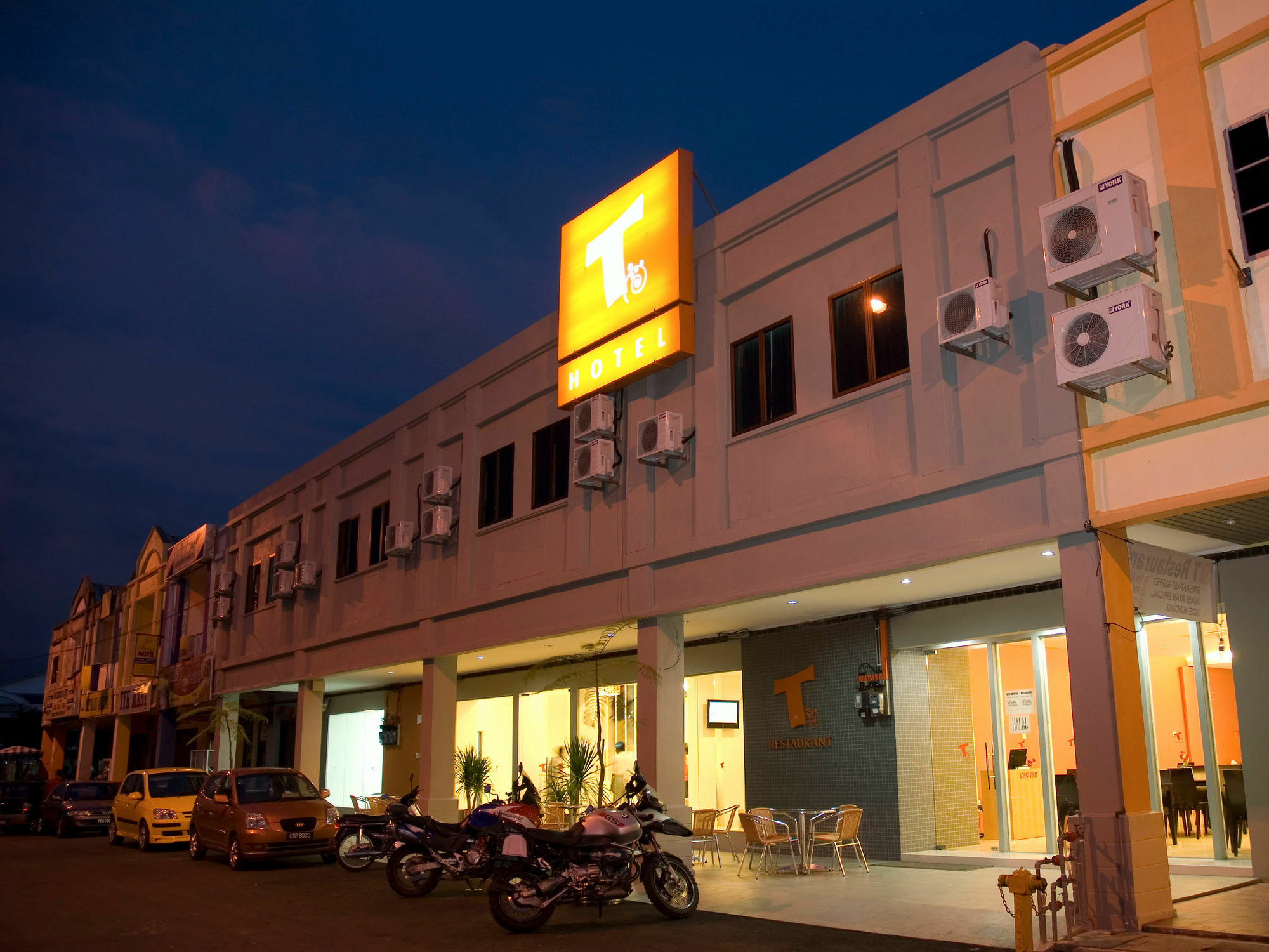 T Hotel Kuala Perlis Extérieur photo